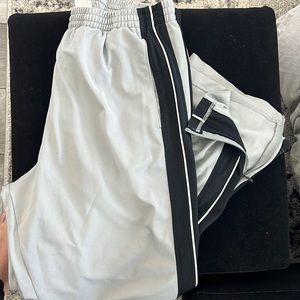 Under armor mens pants